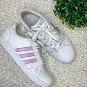 Adidas sneakers big girls size 5